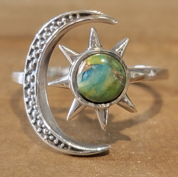 Native Jewelry - Native Turquoise Gemstone Ring 8.5 Moon & Sun Sterling Silver Boho Jewelry